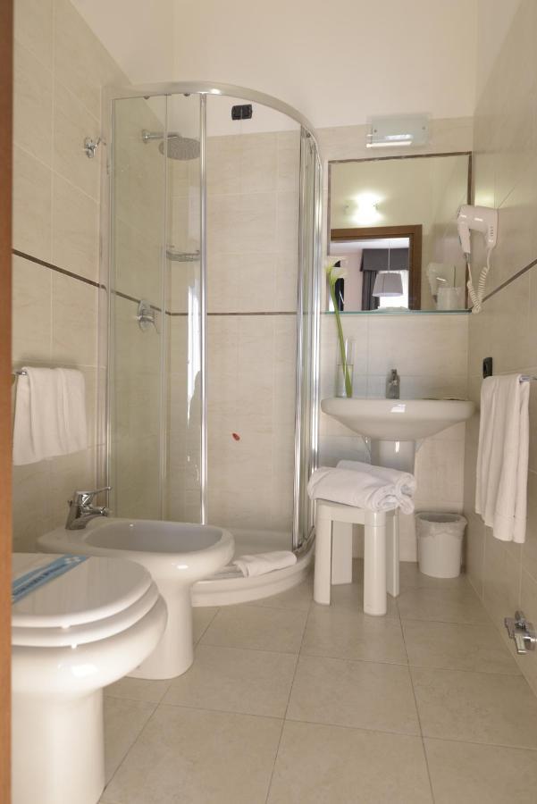 Double Room (1 Adult),1498497376:JPEG